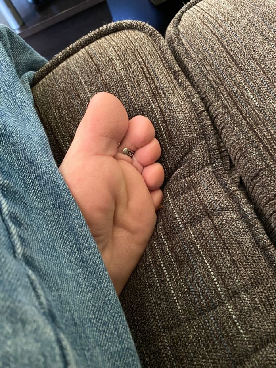 Minii_Highness's tweet photo. dm me, be my little sole-sniffing freak and send me throne gifts.

#throne #findom #feetfetish #finsub #slave #humanatm #wallet #cash #money #footsub https://t.co/OzD0zZcfRb