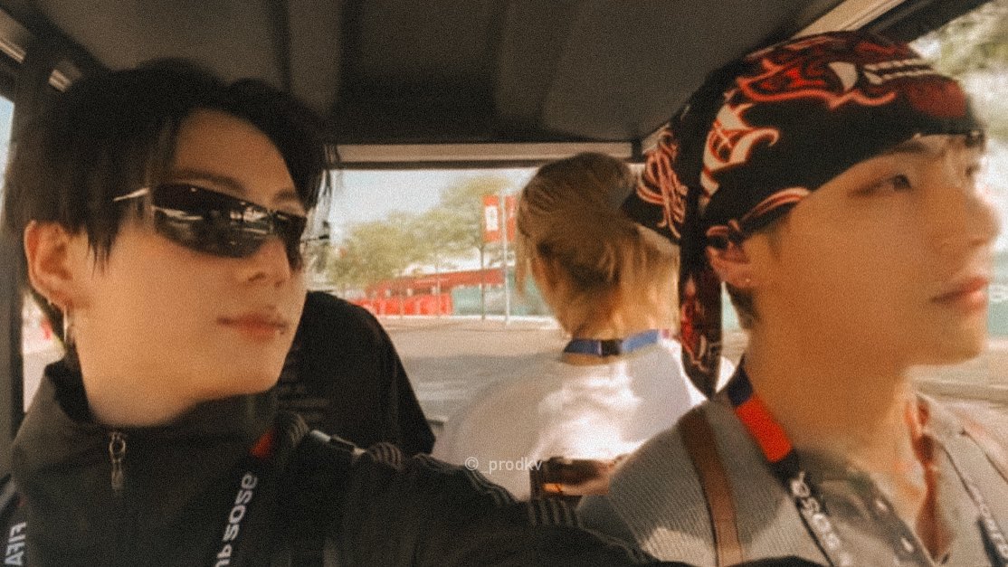 _prodkv's tweet photo. update: me and my boyfriend. 💘👨🏻‍❤️‍💋‍👨🏻 https://t.co/6mUavSpcWs