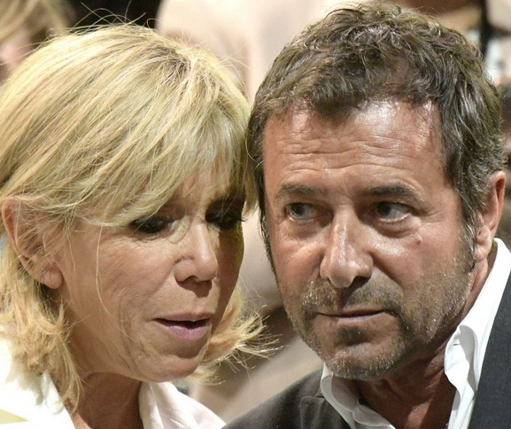 dreslincourt's tweet photo. Les Macron promoteurs de la sous-culture abrutissante :
Carlito et Macfly, Nabilla, Berdah, Ary Abittan, BTS, Montiel...
Vulgarité profonde ? https://t.co/7n8QXtYx5c