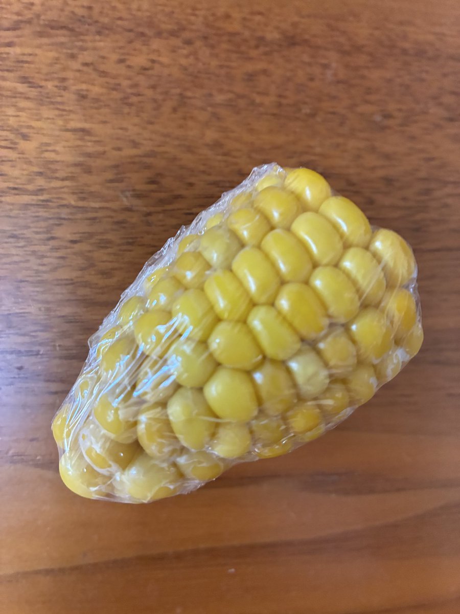 ds04c3Riko's tweet photo. 美味しく、とうもろこしを茹でるやり方🌽

沸騰したお湯に入れて、8分！！
すぐにラップで包む！！
熱さが冷めるまで放置！！
直ぐに食べない時は、冷蔵庫へ！！

良かったら、試してみて下さい😄 https://t.co/TIZg8jl4ma