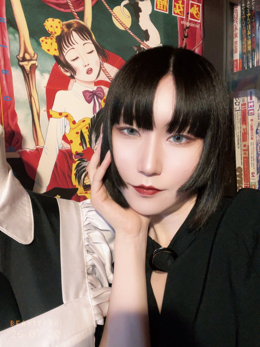 sky_cos236's tweet photo. 久々にサブカル女のメイクした🥀 https://t.co/QwNg2D2Ost