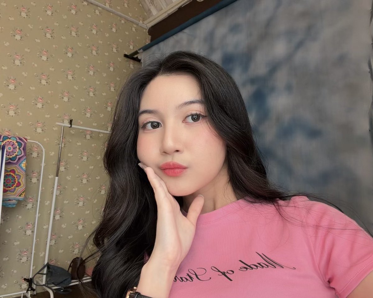 AR_AnindyaJKT48's tweet photo. #seNIN SEE YOUUU VIDEOCALL YAAAHH!!! 😁 https://t.co/B3kscpUvm7