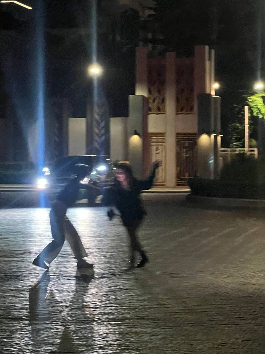 sonita_yin's tweet photo. You, me, and our beautiful night walk. 🌃🖤💫
#mysoulmate #nichjulie 
#simsreynich #cheajulie
#wlw #sastrafilmapp #glseries
 #ស្នេហ៍គ្មានលក្ខខណ្ឌ https://t.co/uowvKOfak8