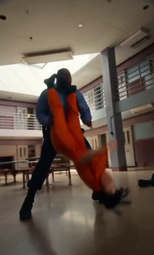UrbanAcolyte's tweet photo. I ain't ready to show this clip yet (gotta give my daugther a bath before I edit it) but Lin just hit this ninja with a damn hurricanrana...LMAOOOOOO

I'm having TOO MUCH FUN with this!

#UntouchableInmate https://t.co/xTFDnKNmVB