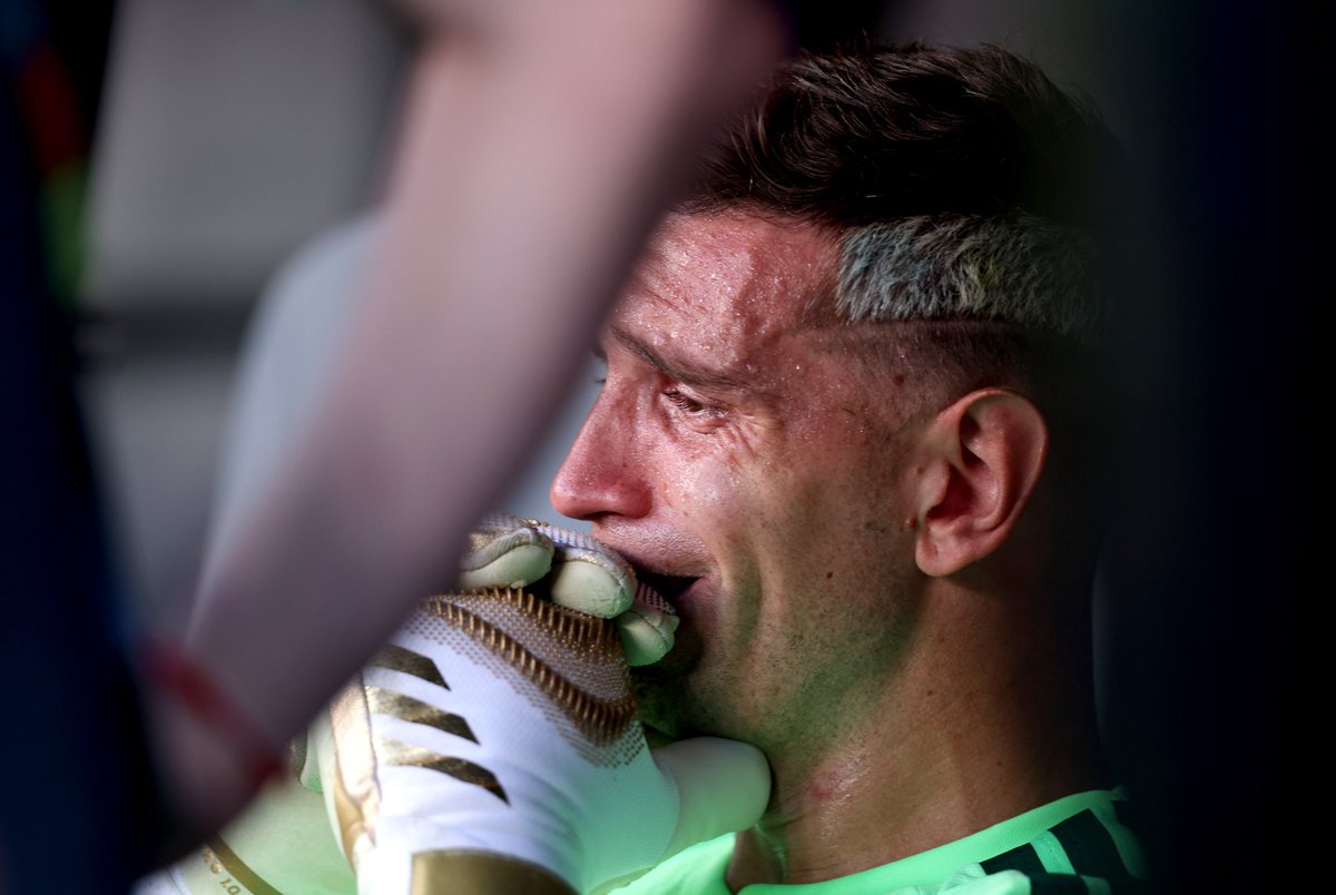 Nicolas_Cer's tweet photo. La primera vez que no lo vemos salirse con la suya a este loco de mierda, y cómo duele. Líder y piedra fundacional del equipo que mas me hizo disfrutar en mi vida https://t.co/PxU7nZkCeB