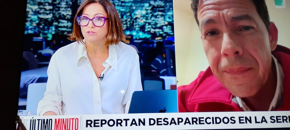 Raoulfr1's tweet photo. AL FIN ALGUIEN LE DIJO CON RESPETO, FRANQUEZA Y EN SU CARA A ESTA GROSERA DEL PERIODISMO LO A VERDAD. SU ARROGANCIA Y SARCASMO ES UN INSULTO A LA GENTE QUE ESTA SUFRIENDO MIENTRAS ELLA CALENTITA EN EL ESTUDIO CON CAFECITO SERVIDO Y UN MUY BUEN SUELDO HACE ALARDE DE SU TRABAJO https://t.co/wRnYvmTdrq