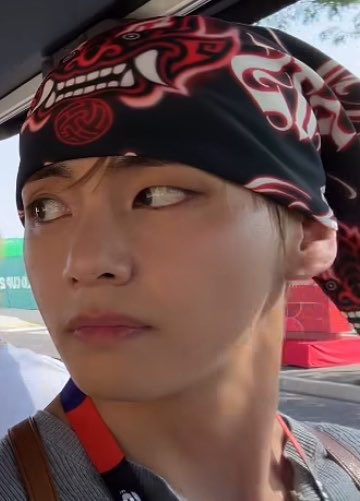 onIyforv's tweet photo. doll face https://t.co/B5Yawq28cR
