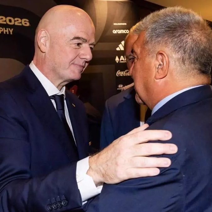 Forca_Fcb's tweet photo. MD |

لابورتا التقى في أمريكا برئيس الفيفا "جياني إنفانتينو" ورئيس الاتحاد الإسباني "رافا لوزان" ورئيس الليغا "خافيير تيباس". https://t.co/Qq8R3ZkvWJ
