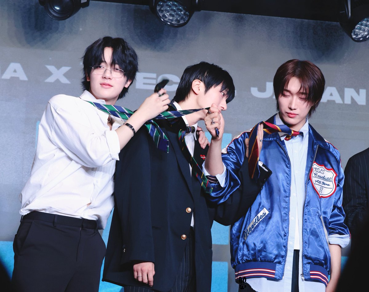 90er0129's tweet photo. 20260720 
OMEGA X SPECIAL JAPAN TOUR LIVE 2026 𝗕𝗟𝗨𝗘 𝗟𝗜𝗚𝗛𝗧 
정말 너무 재미있어요

#OMEGA_X #오메가엑스 https://t.co/JwBQGtInyH