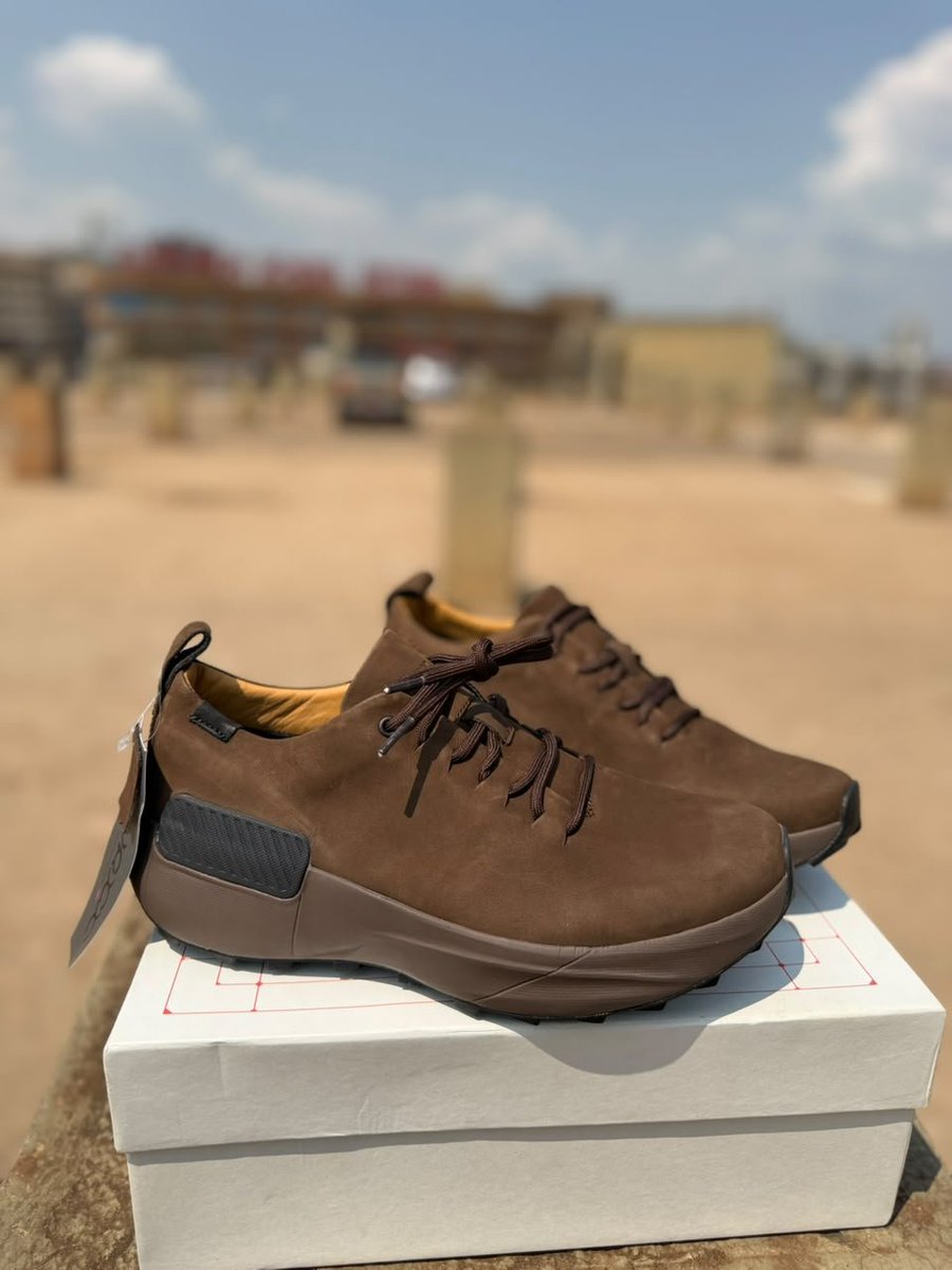 joan_jessica01's tweet photo. I sell some high quality shoes around here 

📞0708187366 https://t.co/sgsIMUpPrP