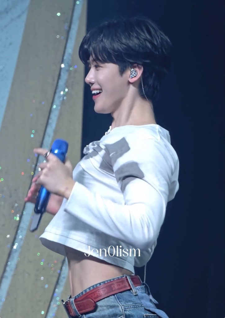 jensungroll's tweet photo. unnie that body of yours is to die for https://t.co/DII08TDG6g