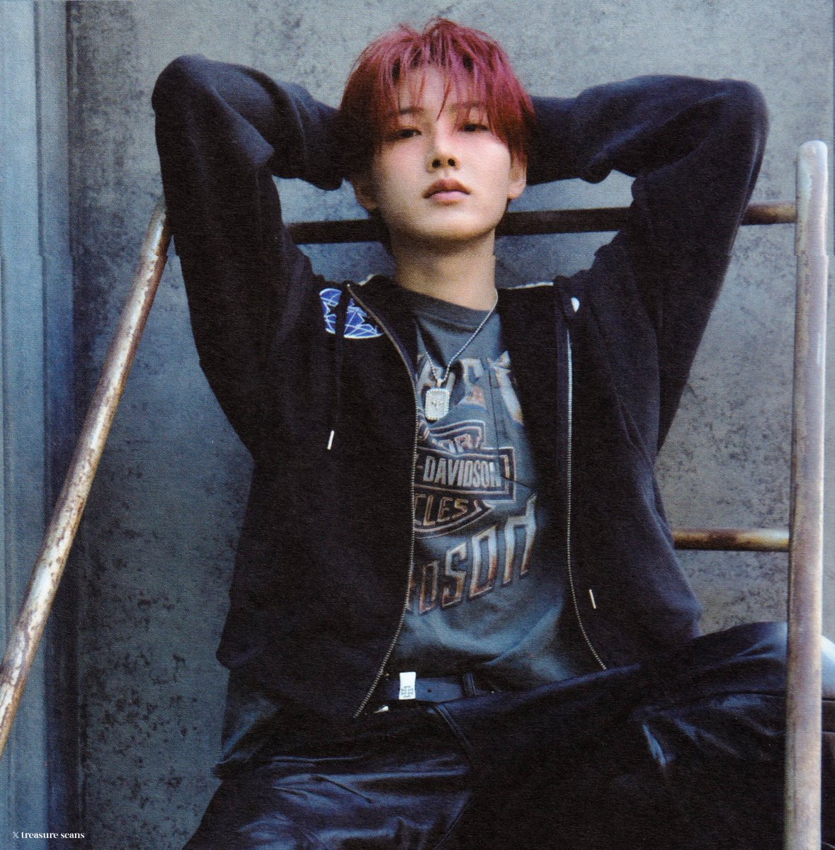 archiveoftrsr's tweet photo. [SCAN] NEW WAV

JUNKYU RAW VER.

#JUNKYU #준규 #ジュンギュ
#TREASURE #트레저 ＃トレジャー https://t.co/WkhAZFj8Ko