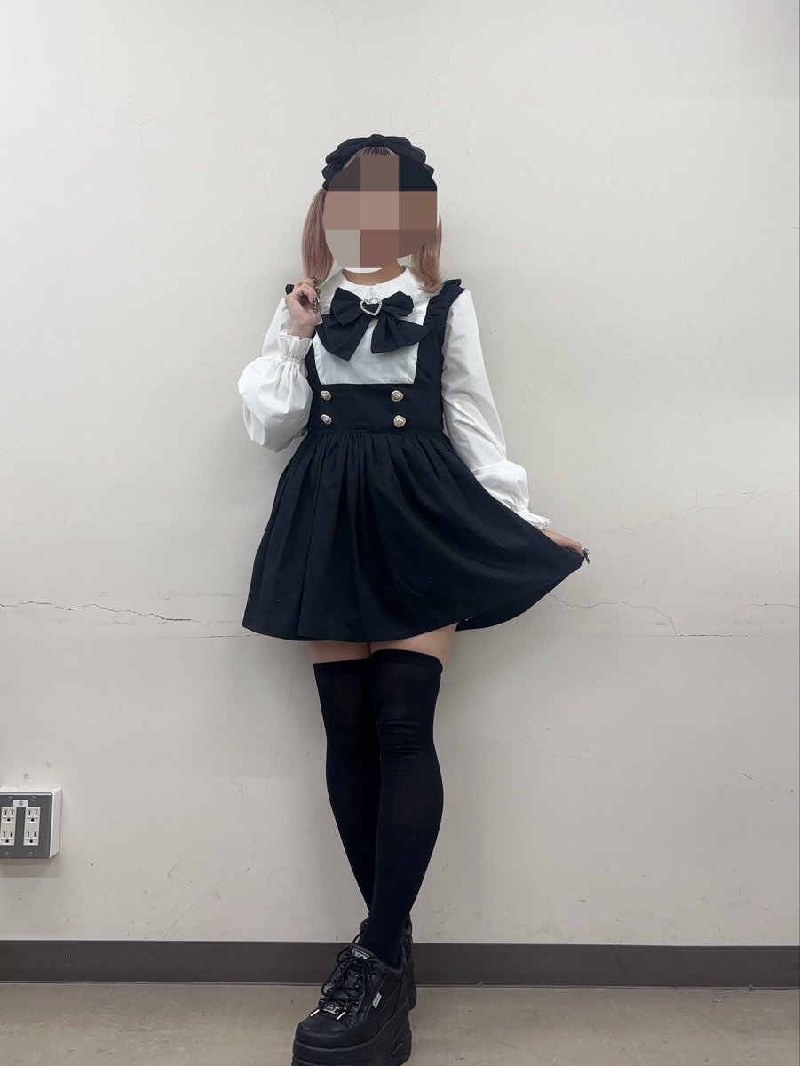 uu_nocha's tweet photo. やっとこさワンピース完成した(⚭⃙⃚⃘᷄⑅⚭⃙⃚⃘᷅)
直しあるけど https://t.co/yRges9mlMd