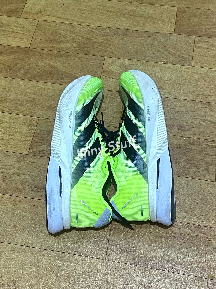 _lavenderbluee's tweet photo. WTS adidas adizero boston 13 
Good condition 
Size 43

Cek kerumah lokasi Jatinegara, bisa shopee splitbill

Info lanjut bisa DM
#adidas #adizero #adidasadizero #sepatu #sepaturunning https://t.co/Nti1UkG1bO