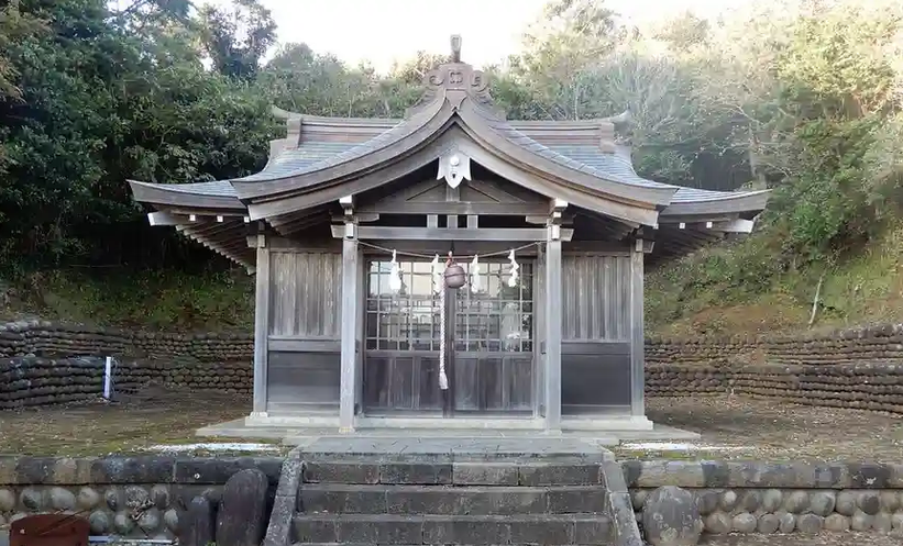 Z33839484's tweet photo. お気に入りの寺社をChatGDPで画像加工22
東京都、八丈町、中之郷、三島神社 様☆
#ChatGDP #画像加工 #東京 #伊豆諸島
#八丈町 #中之郷 #三島神社
#大山祇神 #大山積神 #感謝 #源鎮西八郎為朝 https://t.co/XKSFvVO5s9