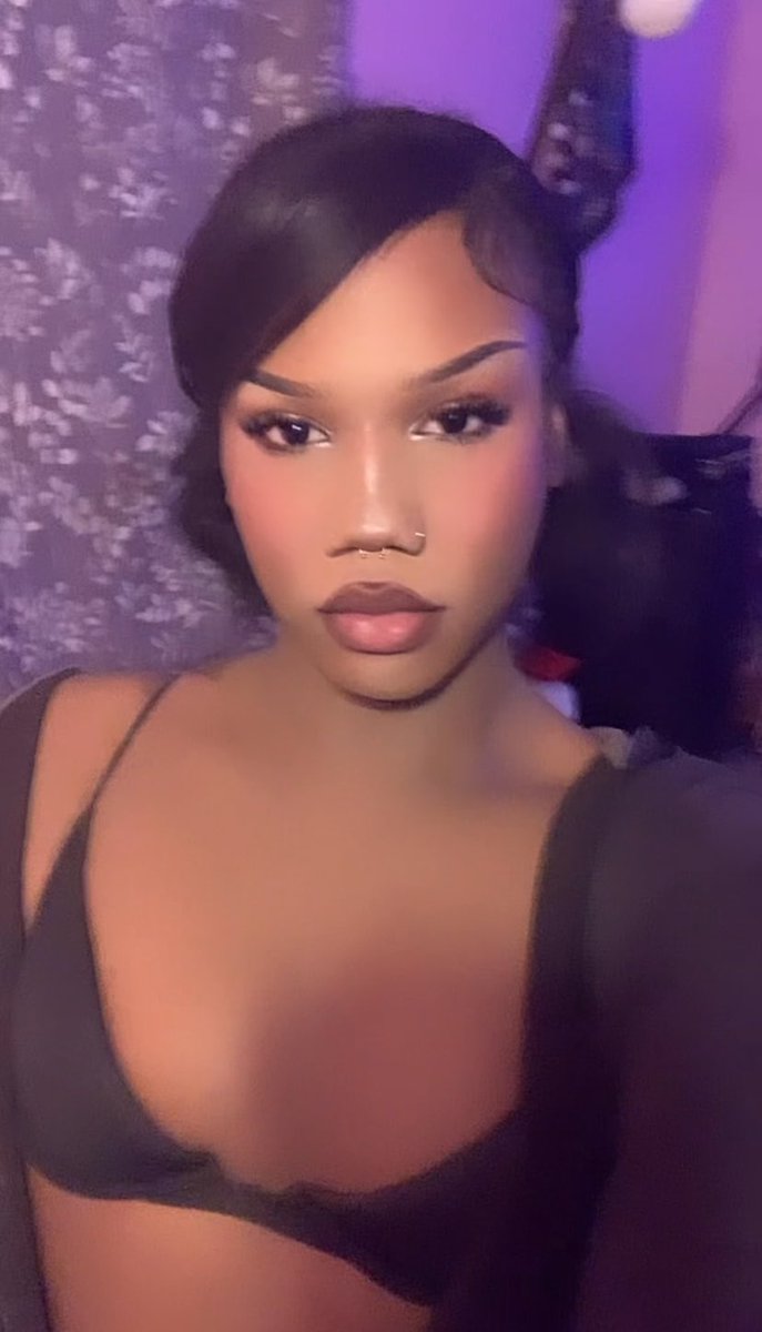 hiimpill's tweet photo. finally rocking the natural hair 🤭🏳️‍⚧️ #trans #transgender #transexual #transwoman #transgirl #Ts #Tswoman
#translove https://t.co/moHima2wmm