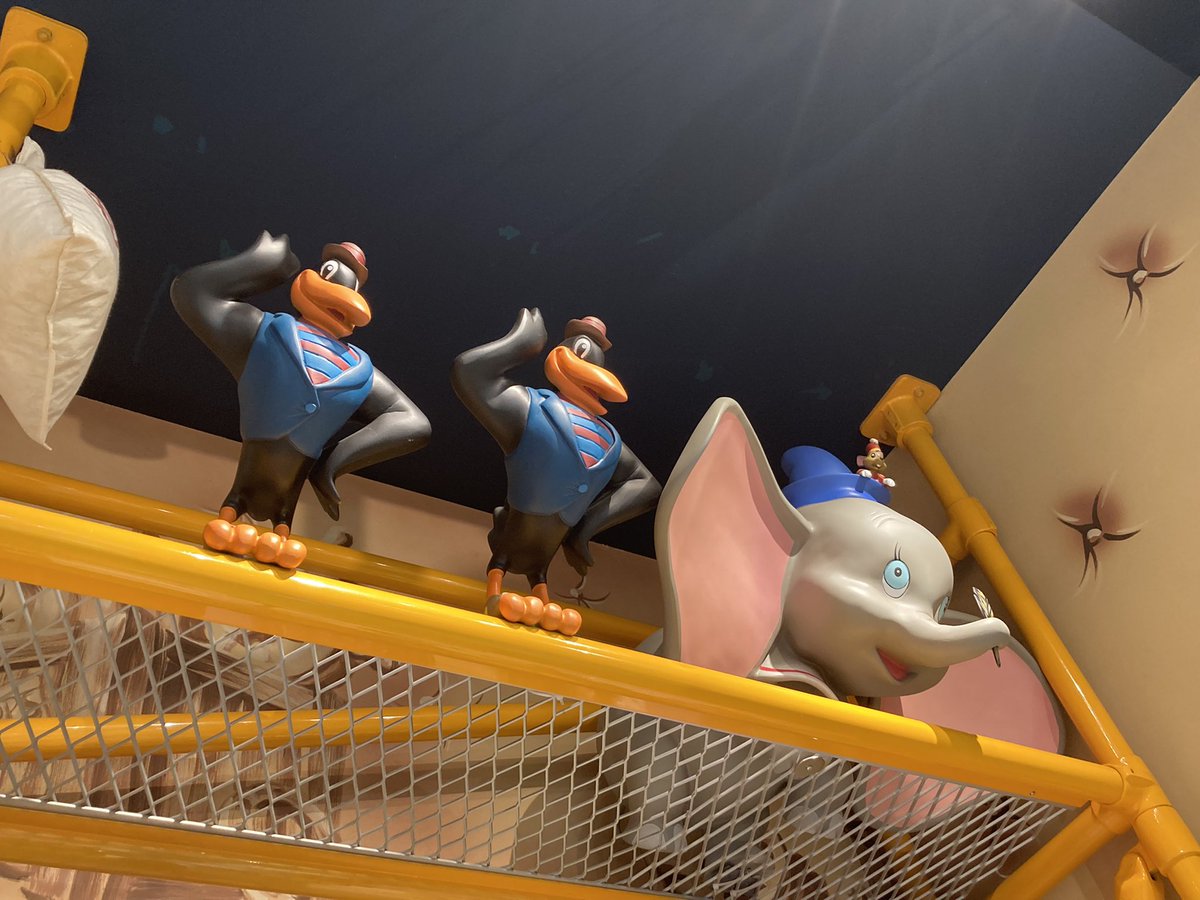 Yuuyu0123movie's tweet photo. 新潟のディズニーストア
見たことないのいっぱいあった https://t.co/jc8W23q6hf