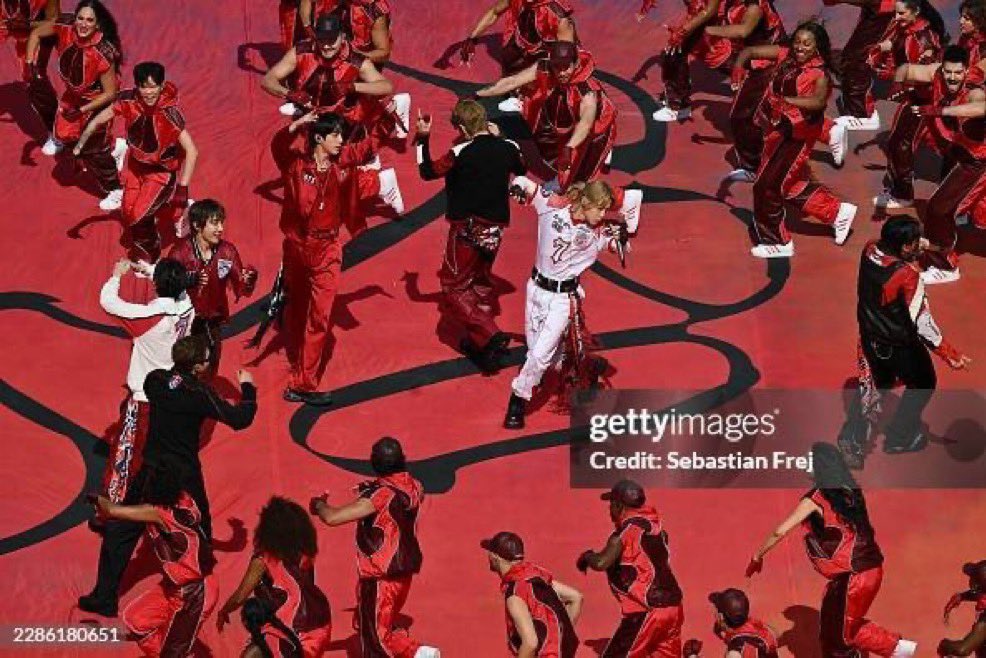 liofmimi's tweet photo. พอใจละแค่นี้ จีมินสง่างามมาก 😊

JIMIN X FIFA WORLD CUP 2026
JIMIN AT THE FIFA WORLD CUP
#JiminForFIFA #JiminAtTheWorldCup
#JIMIN #JIMINxWORLDCUP2026 https://t.co/e1PAAda9QO