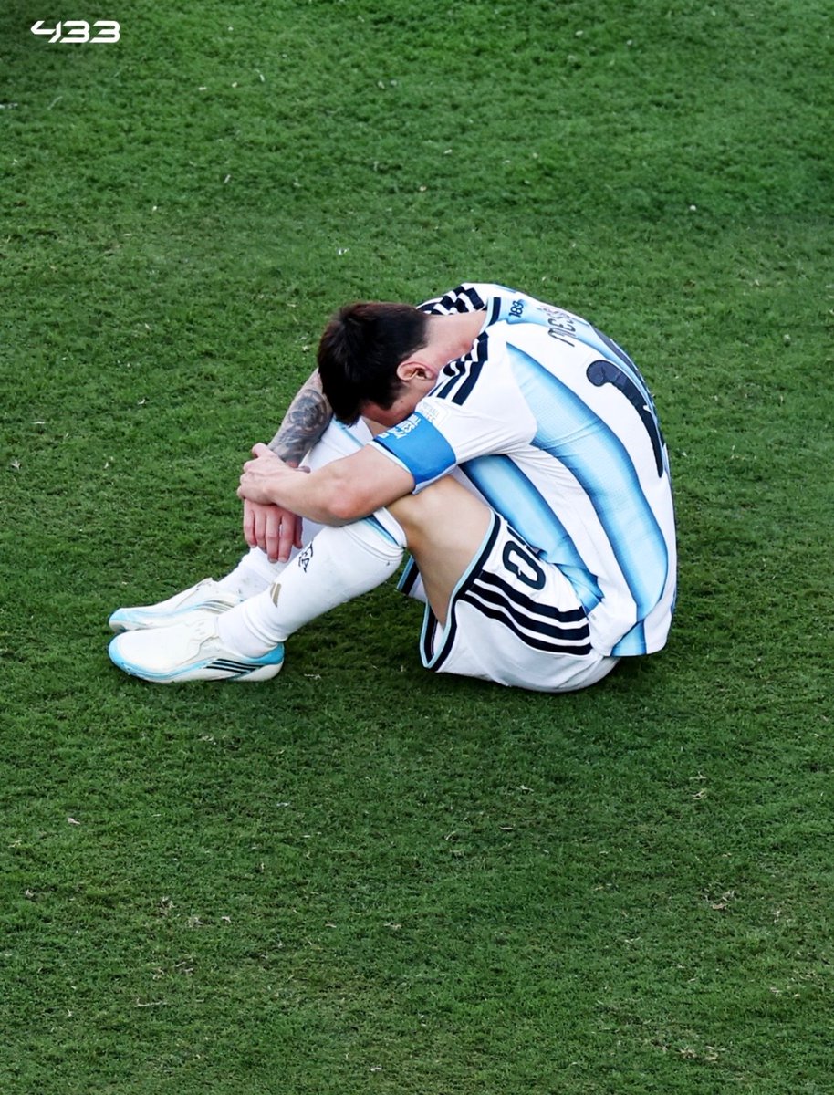 piteeto's tweet photo. Thank you for everything, Leo! 🩵 https://t.co/6fWkmYY4Ej