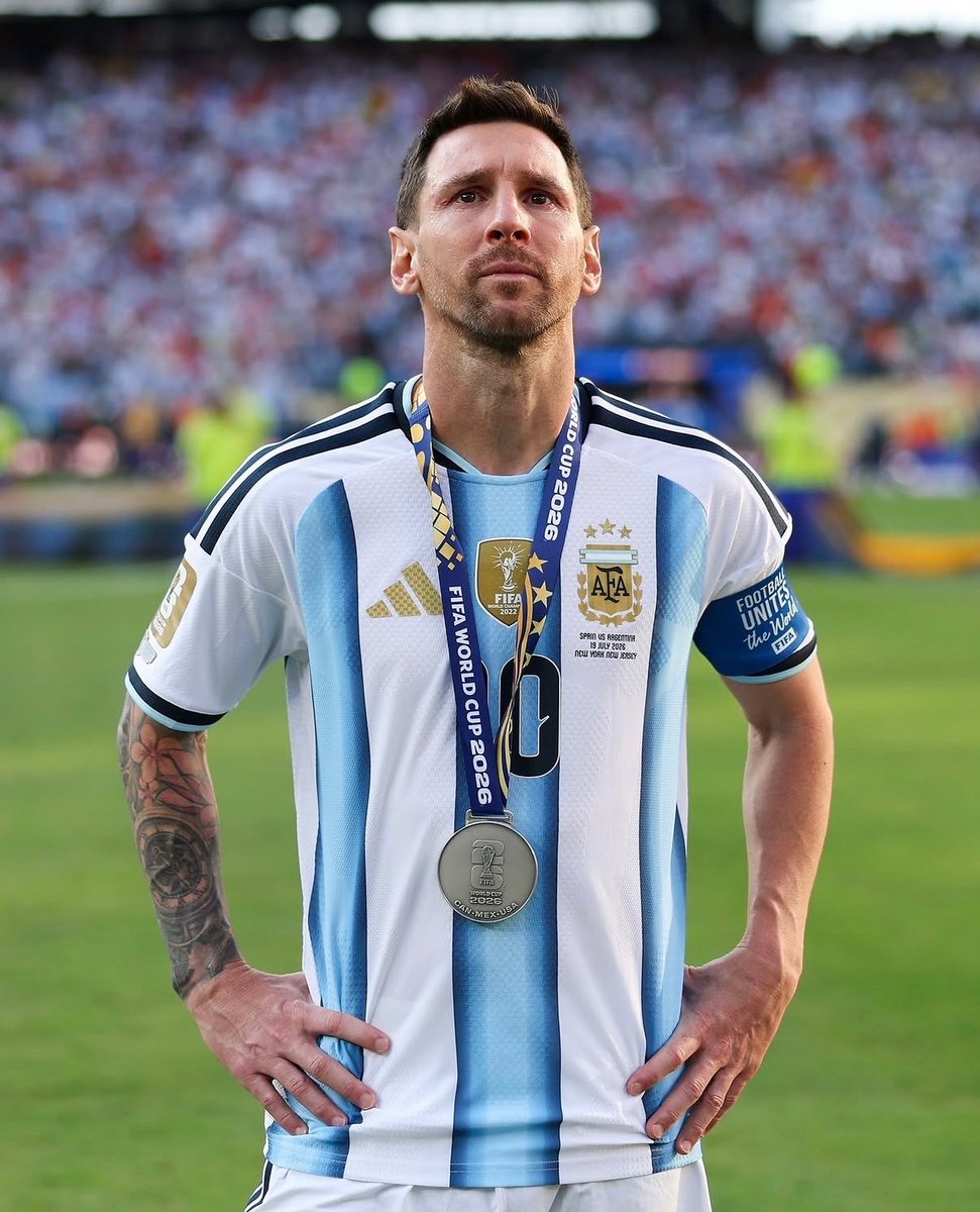 piteeto's tweet photo. Thank you for everything, Leo! 🩵 https://t.co/6fWkmYY4Ej