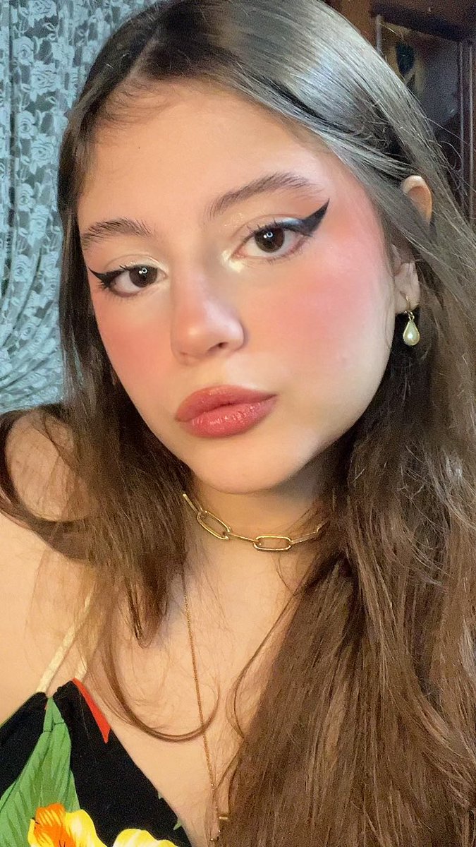 eduarda 🦋 tweet media