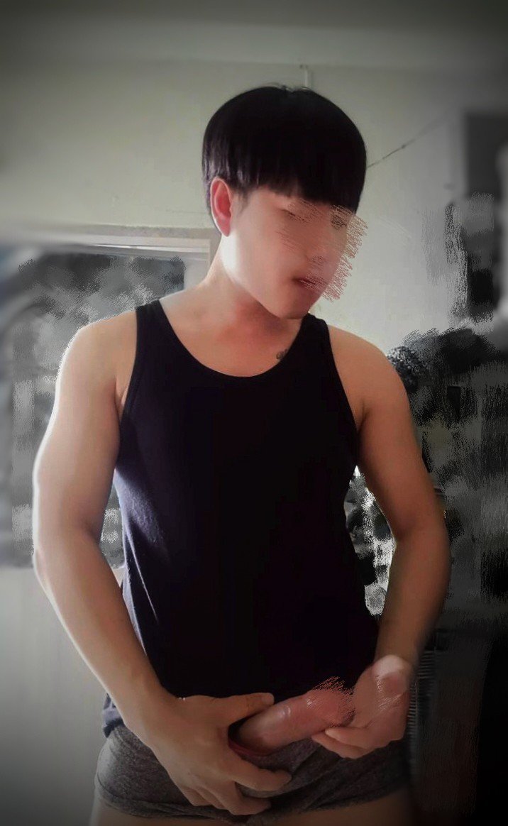 wxsc88's tweet photo. ไม่มีใครเห็นหรอก 😛😜 https://t.co/z9QmM6hxZl
