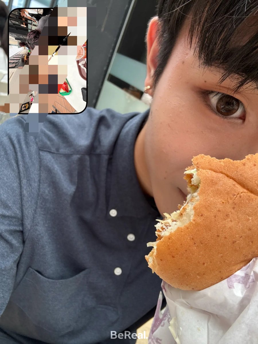 けんしん tweet media