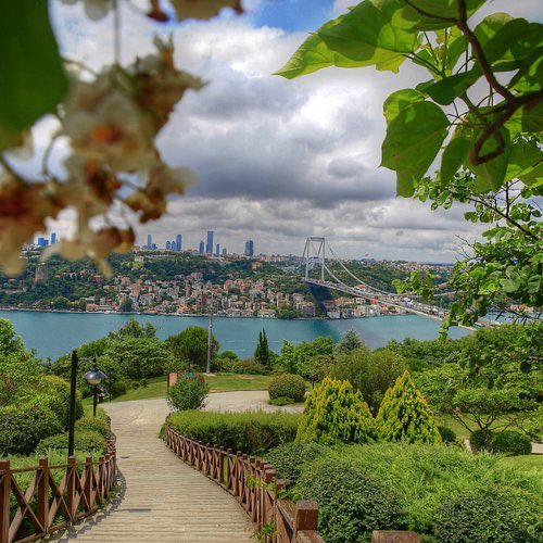 murat_musaoglu's tweet photo. "Ara sıra kenara çekilip bakmak lazım Hafız,
Kimde ne kadarız, kim bizde ne kadar…"

Hayırlı ve bereketli haftalar dilerim…
#HayırlıHaftalar 
#Pazartesi
#FreeFilistin
#FreeGazze
#FreeDoğuTürkistan
#FreeSudan https://t.co/c5qSjQFSsm