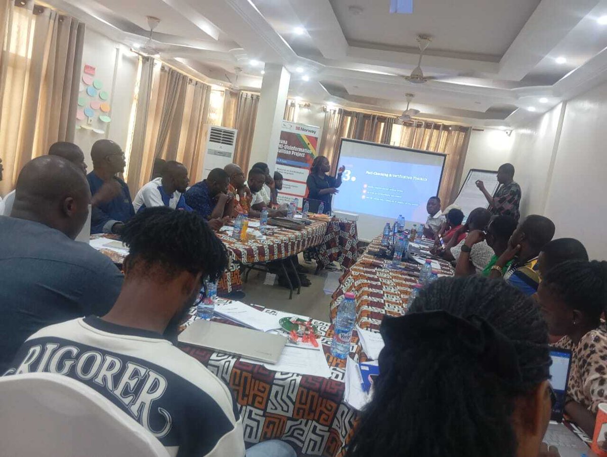 penplusbytes's tweet photo. Through the GADC Project, #Penplusbytes is strengthening community radio practitioners’ capacity to verify information, counter misinformation and promote credible reporting in their communities. #GADC #CommunityRadio https://t.co/cAhvKdiJYK