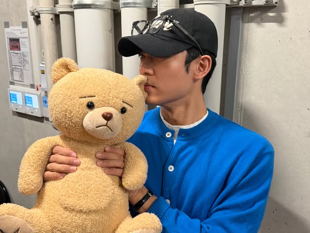P_ull_l's tweet photo. 🫶다른 한 분께🫶
-  26 더 라스트맨 찬존버 폴라
- 폴라는 본인이 소장하실분만 + 찬존자 3 번이상 본사만 부탁드리겠습니다 (교환 방지로 아래 작은 표시가 있을 예정입니다)
- 트친 한정❌️ 연뮤덕 한정⭕️ 알계/거래계/이벤트계❌️ https://t.co/cCcnHtFTA5