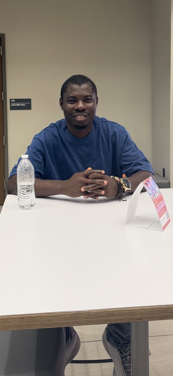 Kemisiri_Yoruba's tweet photo. Happy Birthday To Olukọ Kẹmisiri Yoruba! 🥳❤️ https://t.co/YmoUvXDv62