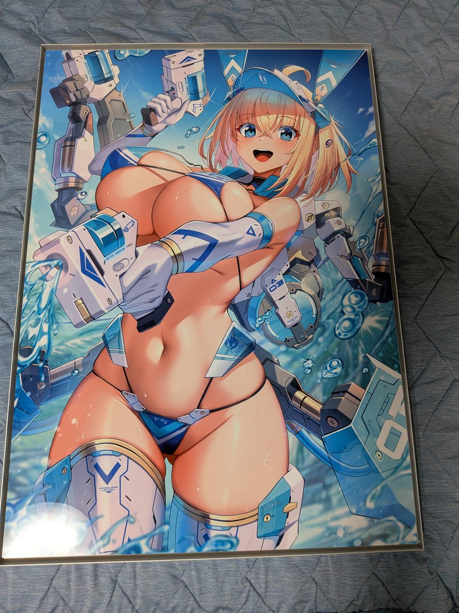 EclairOg's tweet photo. 先日のXARTのイベントにて購入
夏を満喫するスタイル、カワイイ&amp;エッティ、そして版画の発色が綺麗！スバラッ！
#高峰ナダレ
#XART https://t.co/giM30iJdM4