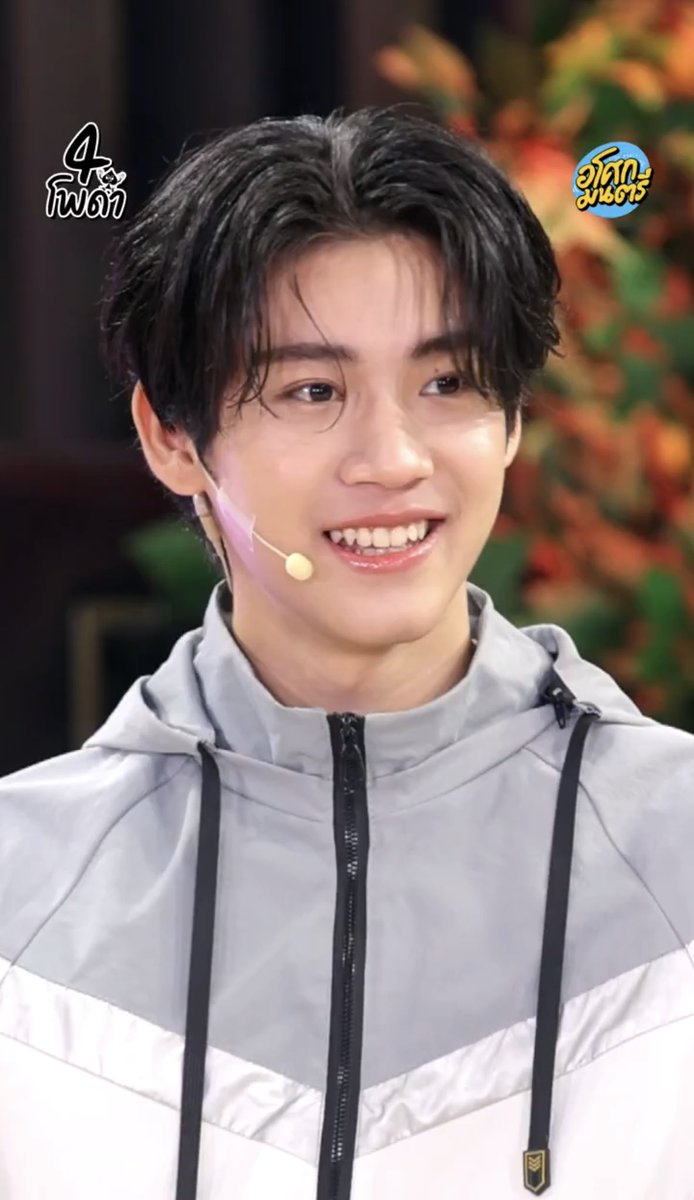 urfavmonpro's tweet photo. ตายสูตาย หล่อคัก https://t.co/ayzjUevm5j