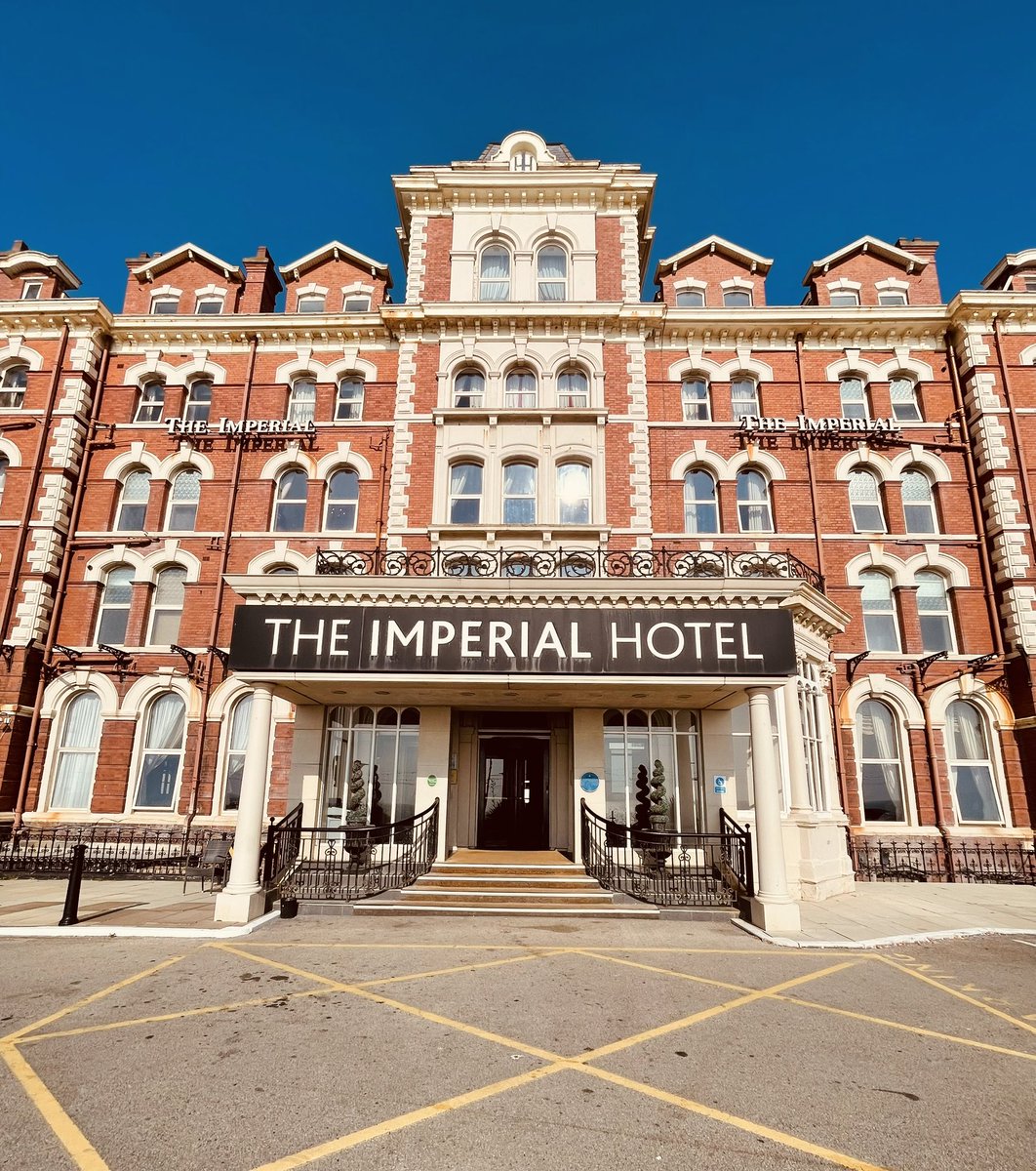 SonicBoomBand's tweet photo. A beautiful wedding this weekend performed @ImperialHotelUK - congrats Jonny &amp; Lindsay ! #sonicboomband #wedding #band #blackpool #summer #love #partyband #weddingmusic https://t.co/lbAtO9lVTz