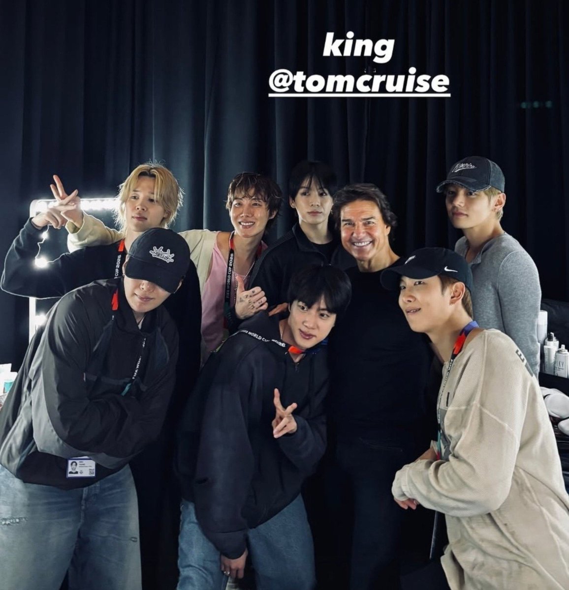 sakinayoongi's tweet photo. BTS with Tom Cruise and Yoongi ID card https://t.co/Wfbrv2mzm3