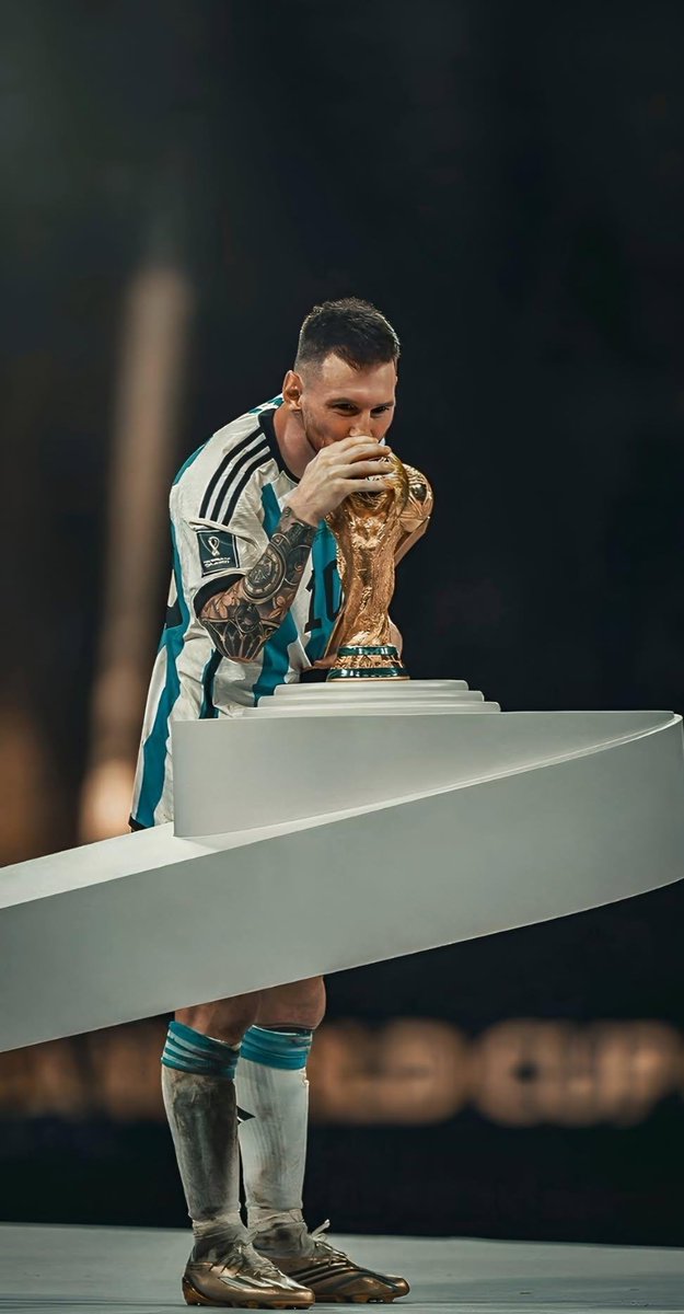 RlevyRela's tweet photo. @gbenja1925 Para perder las finales hay que jugarlas y el ídolo de todos ustedes no piso ni una.

Buenas tardes/noches. https://t.co/OZdX5dNJG6