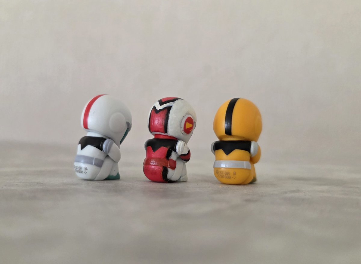 03_duke's tweet photo. まちぼうけ～ノーマルスーツの場合～
シークレットでた－－！w
#ガシャポン
#ポケットの中の戦争
#リペイント https://t.co/jC1aeNqox5