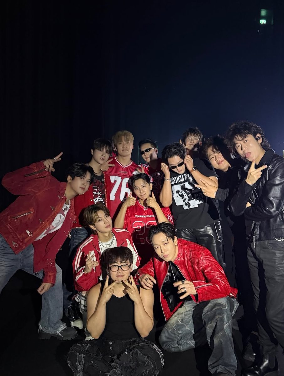 jiwonscherry's tweet photo. TEAM iKON❤️‍🔥 https://t.co/u9IuRdStHG