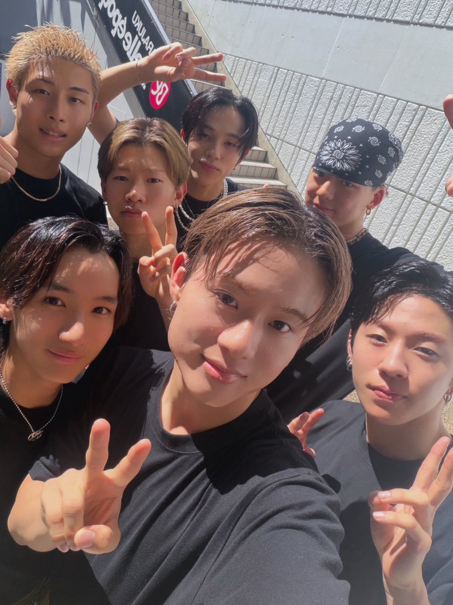 ldh_scream's tweet photo. [📣]本日出演!!
𝗧𝗼𝗽 𝗢𝗳 𝗖𝗮𝗺𝗽𝘂𝘀 𝟮𝟬𝟮𝟲

#LDHSCREAM がダンスジャンルのゲストとして出演🎉

Top Of Campus公式TikTokアカウントにて
生配信も行われます🎥

ぜひオンラインでお楽しみください！

━━━━━⬩━━━━━━
🗓️7/20(月・祝) OPEN 15:00 / START 16:00
📍原宿ベルエポック美容専門学校
※本イベントは、一般のお客様のご来場は受け付けておりません。

☑︎MEMBER
來夢/RYU-SEI/京太朗/LION/Ryunosuke/SHUNNOSUKE/武蔵

☑︎公式TikTok(生配信はこちら💥)
https://t.co/bahT7GgD39 
☑︎公式Instagram 
https://t.co/TehIchLQx8