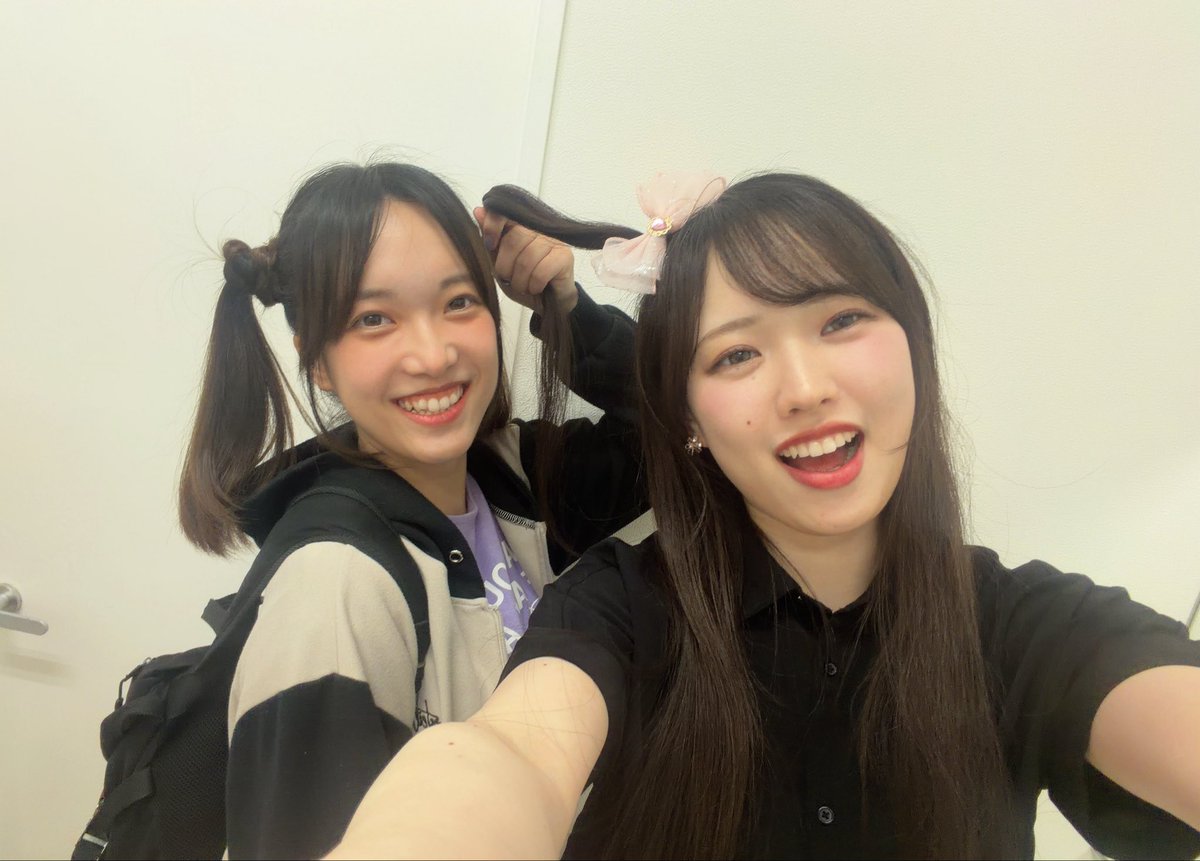 yoake_rinka's tweet photo. 引っ張りんか🍎
私のヘタが、、、
 #地下アイドル  #髪  #釣り https://t.co/MYNiYJdFZf