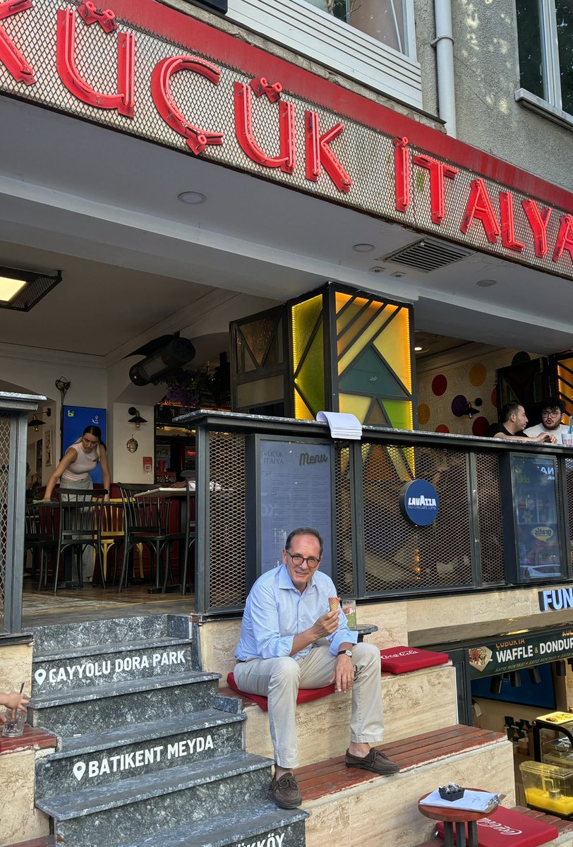 beppemanzo's tweet photo. Ieri domenica italiana ad Ankara 🇮🇹

Dün, Ankara'da İtalyan Pazar günüydü. https://t.co/w6TBMqA1LY