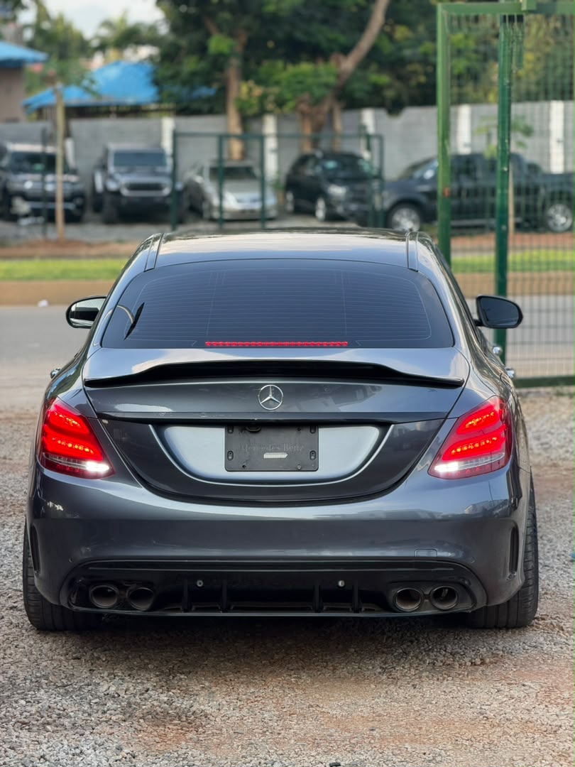 OfficialIb5's tweet photo. DEAL‼️
NEATLY USED 2015 MODEL
MB C400
ORIGINAL DUTY
STAGE 2 TUNED 
BUY AND FIX NOTHING
💰N30,000,000
📍KADO
08102741056 https://t.co/36O3vvVo4n