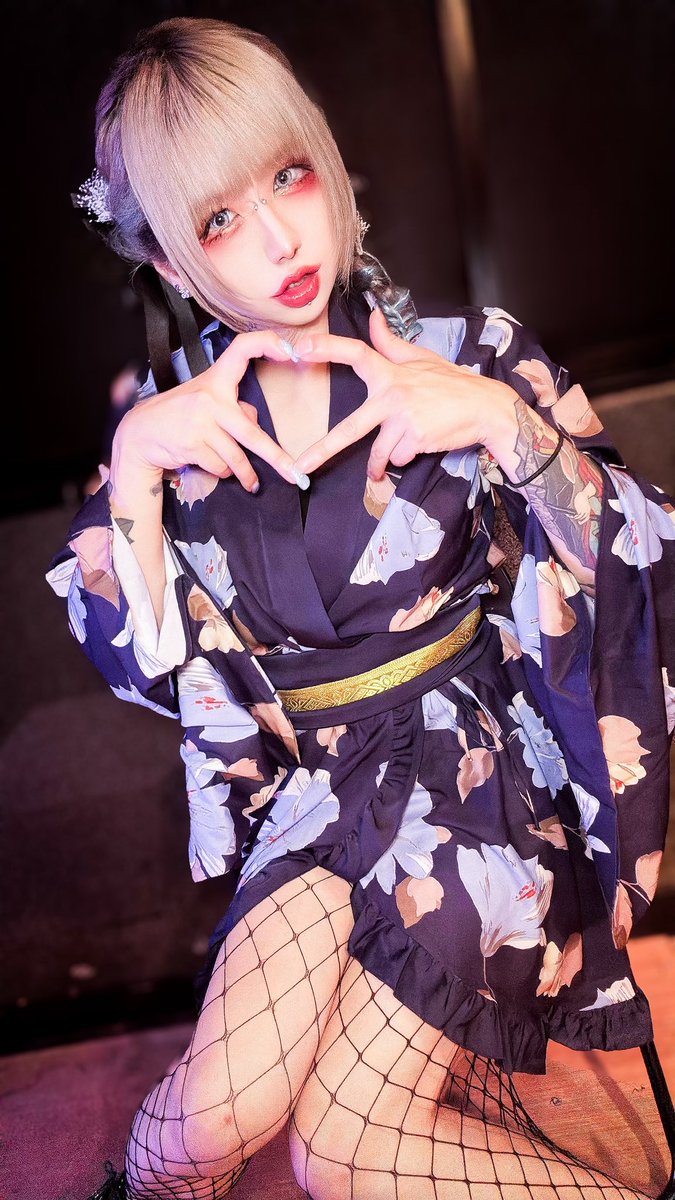 okayutter's tweet photo. いいかお前ら"女装"というのは男の中の"漢"にしか出来ねえ最も漢らしい行為だ
覚えておけ🫵
#浴衣 #女装 #ロールシャッハドットインク https://t.co/DQEEnWtR1p