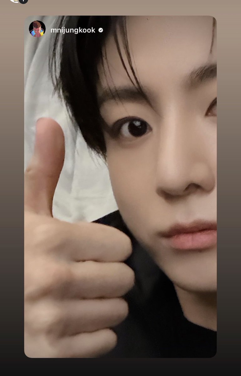_jxowl's tweet photo. 이 사진 너무 남자친구 같아서 조음 https://t.co/rnuBYsatli