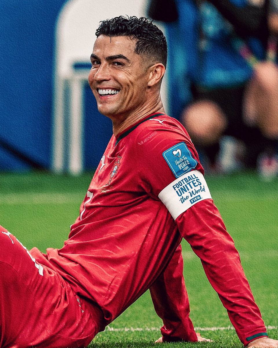 NoodleHairCR7's tweet photo. 🚨 "Lionel Messi has 10 more WC goals than Ronaldo in 7 more games" 

Here's the 7 teams Ronaldo never got to play in which Messi scored 10 goals:

🇩🇿 Algeria ⚽️⚽️⚽️
🇦🇹 Austria ⚽️⚽️
🇯🇴 Jordan ⚽️
🇨🇻 Cape Verde ⚽️
🇪🇬 Egypt ⚽️
🇸🇦 Saudi Arabia ⚽️
🇦🇺 Australia ⚽️ https://t.co/bYmMUgDgy8