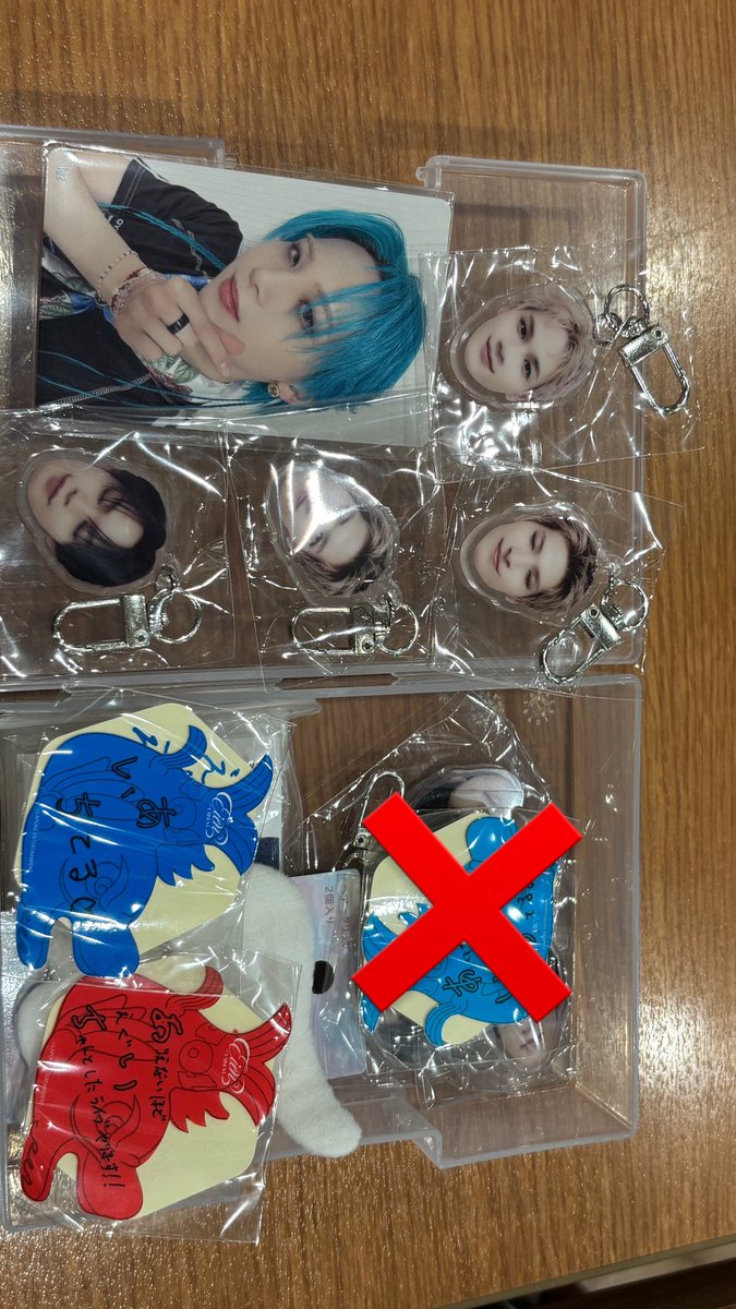 __jowan's tweet photo. @SVT104seventeen 検索より失礼します🙇‍♀️
当方FINALトレカ 佐藤151 金城 147、顔面アクキー金城(寝・起)を所持しております。ナゴド銀テまたは落下物河野と交換できるものはありますでしょうか？
郵送希望です！ https://t.co/bQ8jYoa5tu