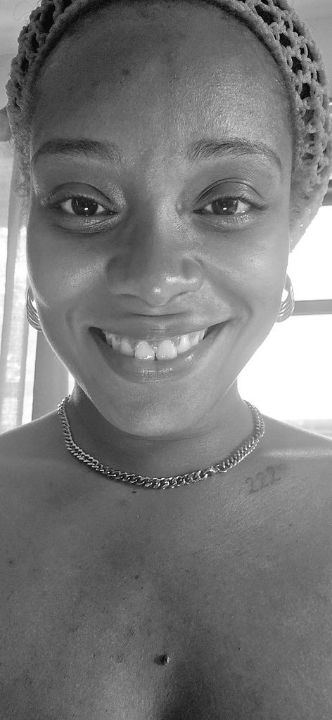 mixofessence's tweet photo. I'm looking to become a model.
These are my recentsshotsss
Direct me in the right direction 
Thank yaaaaa https://t.co/LVfWGg7rog