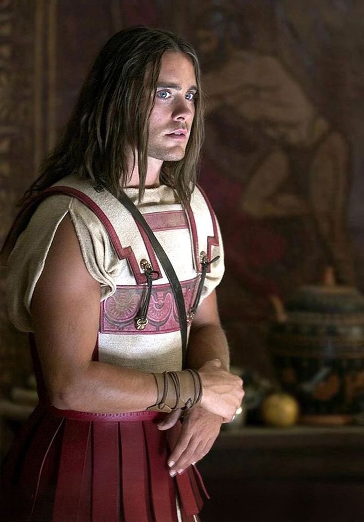 PortoValhe's tweet photo. They try to appeal to this, but really, Nolan (and Hollywood) have no excuse for their deliberate enshittification of historical and "sword and sandals" films.

This is from Oliver Stone's Alexander (US$ 255 million, adjusted) https://t.co/lfd8qm1HVB