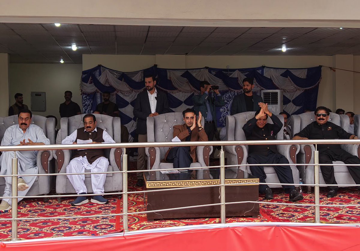 AhsanRajpu92982's tweet photo. امید، اتحاد اور عوامی طاقت مل کر ترقی کی نئی داستان رقم کرتی ہے۔ کوٹلی روشن مستقبل کی طرف اعتماد سے بڑھ رہا ہے۔
#کوٹلی_میں_تیرچلےگا #KotliMeinTeerChaleyGa https://t.co/cU0astq2OB