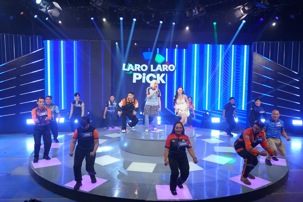 itsShowtimeNa's tweet photo. I-cheer na natin ang ating Madlang Rescuers!

#ShowtimeActQandA #LaroLaroPick 
WATCH #ItsShowtime LIVE:  
https://t.co/Gs3IAXU5tb https://t.co/K7e3qSCFKW